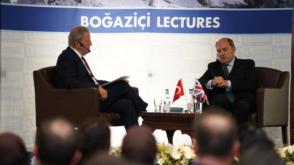Boğaziçi Lectures'ta Ben Wallace'tan Küresel Güvenlik ve Türkiye'ye Savunma Sanayii Çağrısı